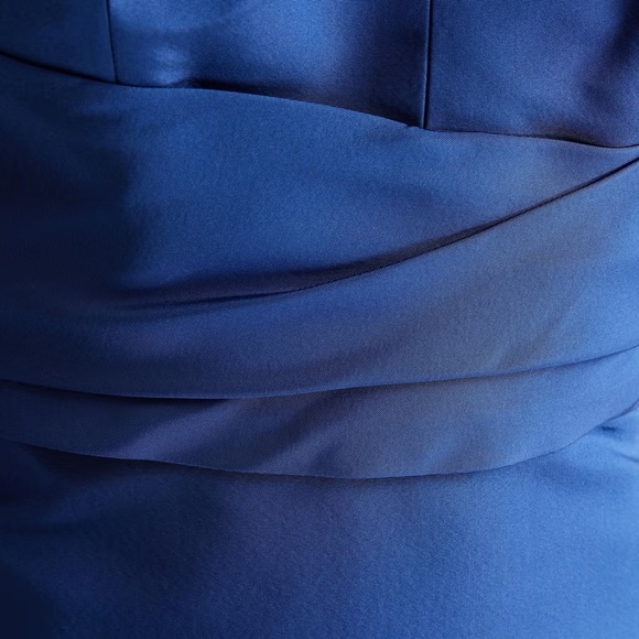 Carolina Herrera Carolina Herrera V-Neck Silk Mini Dress size 4 nwt authentic - Picture 5 of 8